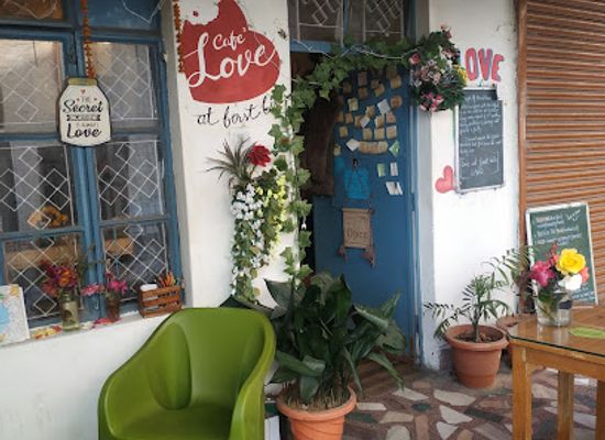 india/mcleodganj/restaurant/love-at-first-bite-cafe