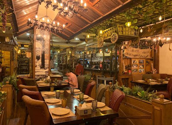 armenia/sisian-petroglyphs/restaurant/kavkazskaya-plennitsa