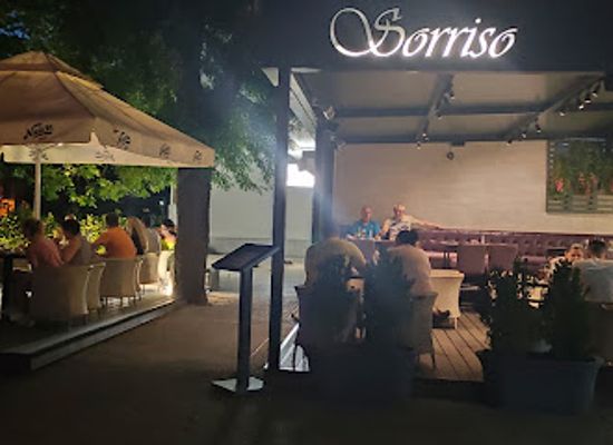 montenegro/kotor/restaurant/sorriso-bar-food