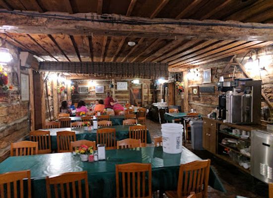 indiana/the-hoosier-national-forest/restaurant/the-log-inn