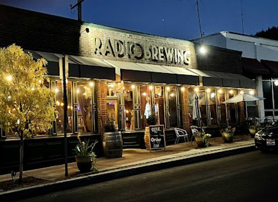 idaho/silver-valley/restaurant/radio-brewing-company