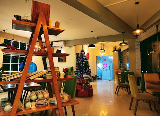 bangladesh/rajshahi/restaurant/yatai