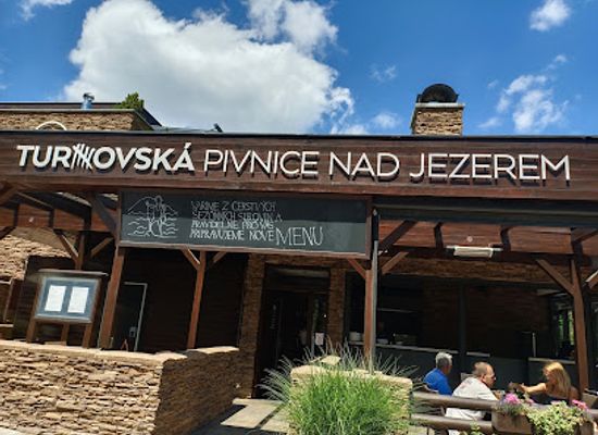 czechia/machovo-jezero/restaurant/turnovska-pivnice-nad-jezerem