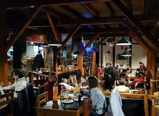 argentina/bariloche/restaurant/el-galpon-de-salo