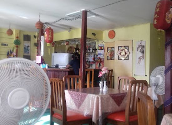 barbados/holetown/restaurant/east-moon