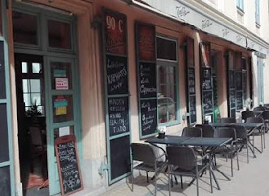 hungary/szeged/restaurant/90c