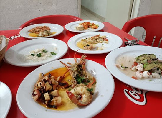mexico/playa-del-carmen/punta-esmeralda/restaurant/chef-playa-mariscos