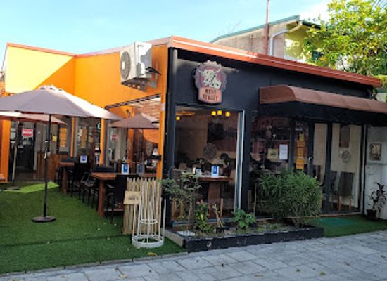 maldives/kaafu-atoll/restaurant/meat-street