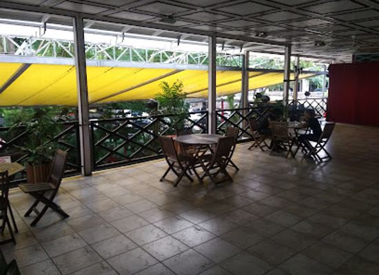 suriname/saramacca-district/restaurant/azteca-exotic-foods