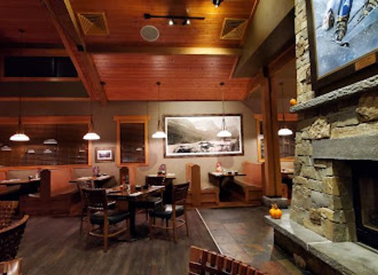 montana/the-hi-line/restaurant/the-montana-club-restaurant