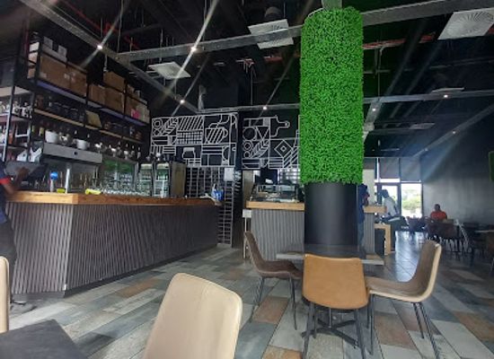 botswana/southern-district/restaurant/mo-s-open-table