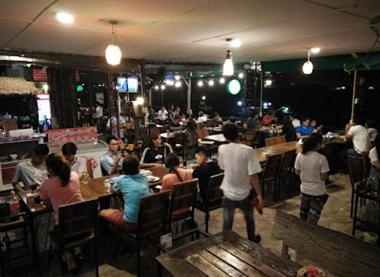 thailand/ayutthaya/wat-chaiwatthanaram/restaurant/mong-doo-ruea