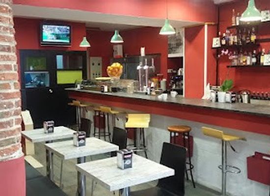 spain/madrid/chueca/restaurant/josemi-food-beer