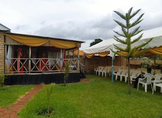 tanzania/mbeya/restaurant/pamusi-garden