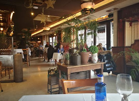 spain/oviedo/restaurant/restaurante-la-corte-de-pelayo