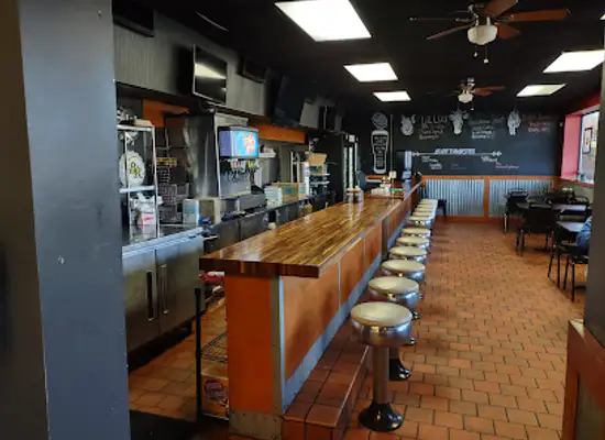 illinois/corn-belt/restaurant/beast-craft-bbq-co