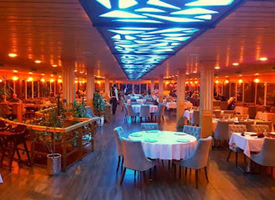 iraq/baghdad/restaurant/jadiriyah-floating-restaurant