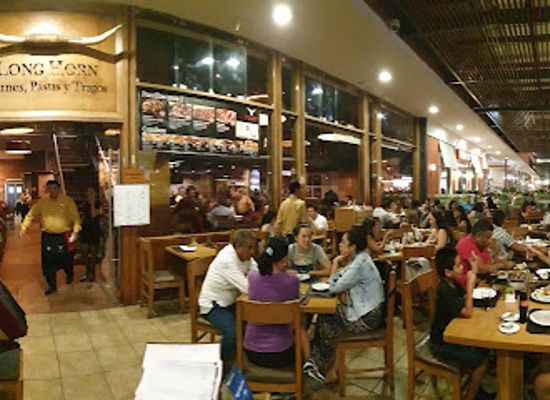 peru/lima/san-miguel/restaurant/longhorn-grill-drinks-san-miguel