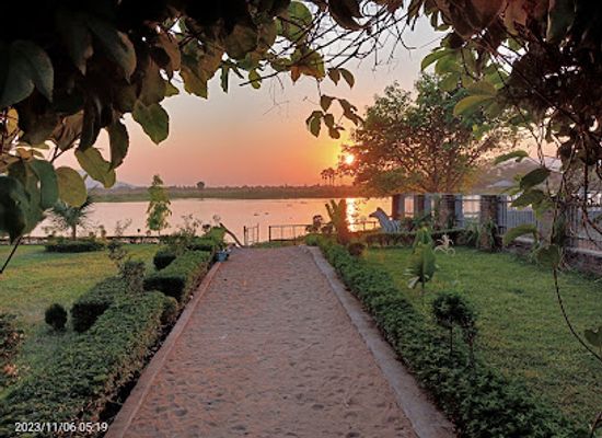 malawi/liwonde-national-park/restaurant/mwanati-executive-lodge