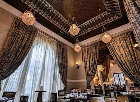 morocco/sahara-desert/restaurant/la-grande-table-marocaine