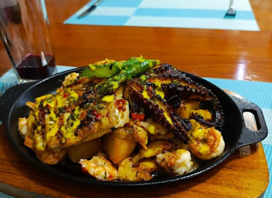 ecuador/el-oro-region/restaurant/costanera-gastronomia-peruana