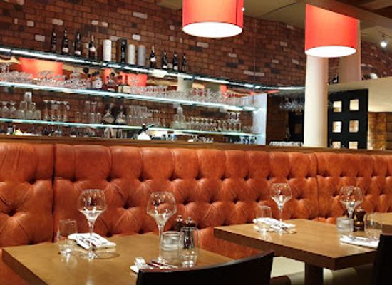 united-kingdom/windsor/restaurant/meat-at-the-parish