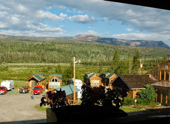 wyoming/wind-river-range/restaurant/wilderness-boundary-restaurant