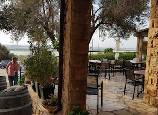 israel/rosh-hanikra/restaurant/adelina