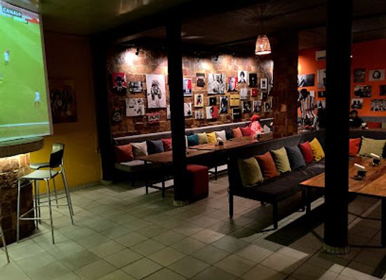 mali/boucle-du-baoule-national-park/restaurant/mr-k-s-burger