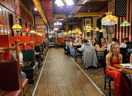ohio/dayton/restaurant/spaghetti-warehouse