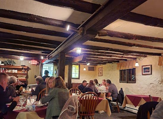 wisconsin/northwoods/restaurant/alpine-retreat