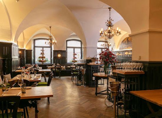 germany/bavaria/restaurant/weinhaus-neuner