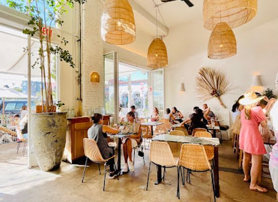 california/los-angeles/venice-beach/restaurant/great-white