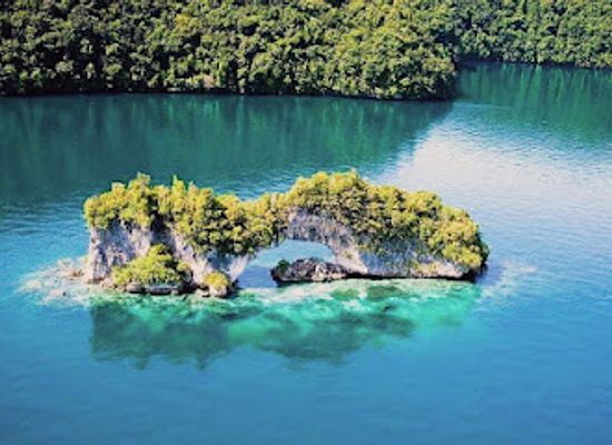 palau/rock-islands/restaurant/elilai-seaside-dining