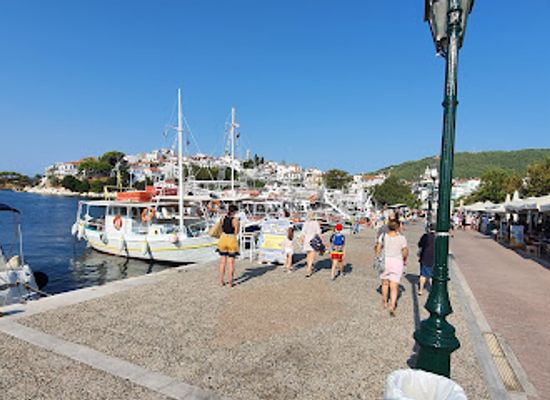 greece/skiathos/restaurant/archontiko-skiathos-cafe-bistro-pizzeria