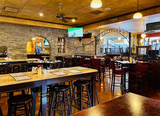 illinois/arlington-heights/restaurant/peggy-kinnane-s-irish-restaurant-pub