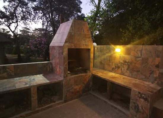 south-africa/waterberg/restaurant/rondevue-ini-bos
