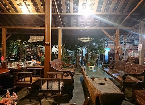 indonesia/yogyakarta/kotagede/restaurant/kedai-den-wir