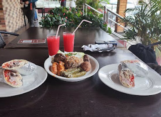 colombia/barranquilla/altos-de-riomar/restaurant/beyrouth