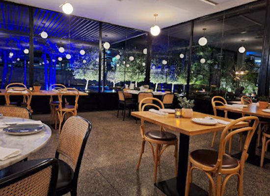 ghana/accra/restaurant/pomona