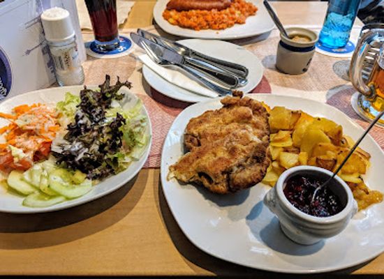 germany/dusseldorf/restaurant/zwolf-apostel
