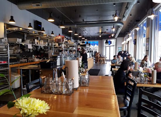 ohio/cincinnati/restaurant/press-on-monmouth