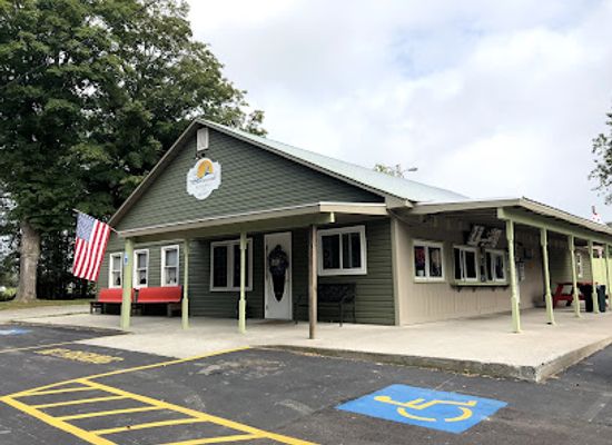 new-york/north-country/restaurant/the-lakeside-restaurant