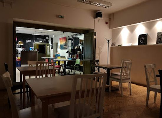 hungary/szeged/belvaros/restaurant/kapca-x-rezhars-bisztro