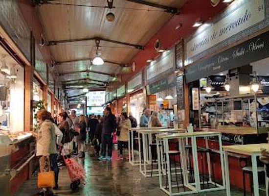 spain/seville/restaurant/mercado-de-triana