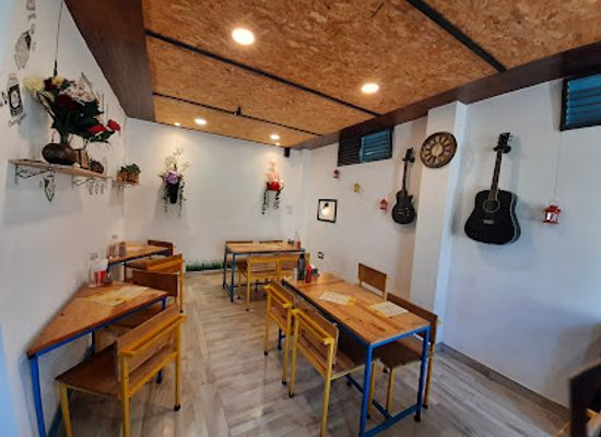 india/shimla/restaurant/the-ebr-cafe-shimla