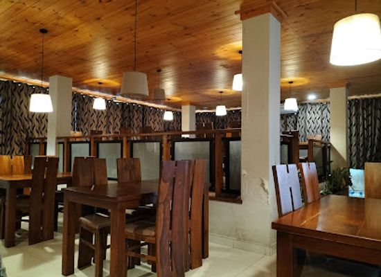 sri-lanka/vavuniya-district/restaurant/white-stone