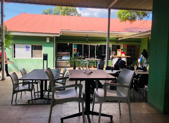 zambia/kalambo-falls-area/restaurant/3-trees-cafe