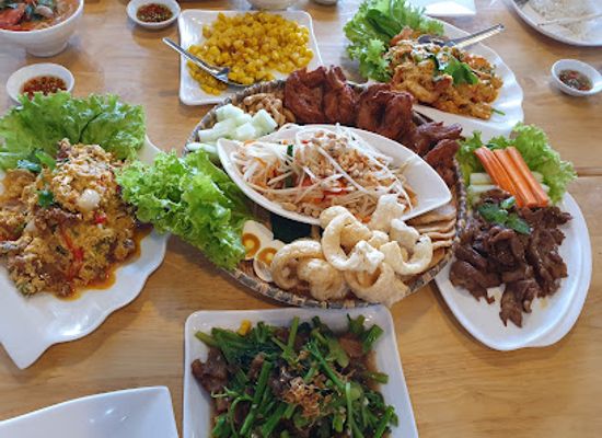 myanmar-burma/mandalay/restaurant/tum-laii-at-mandalay