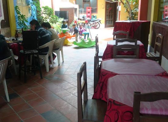 bolivia/sucre/restaurant/lo-nuestro-restaurant